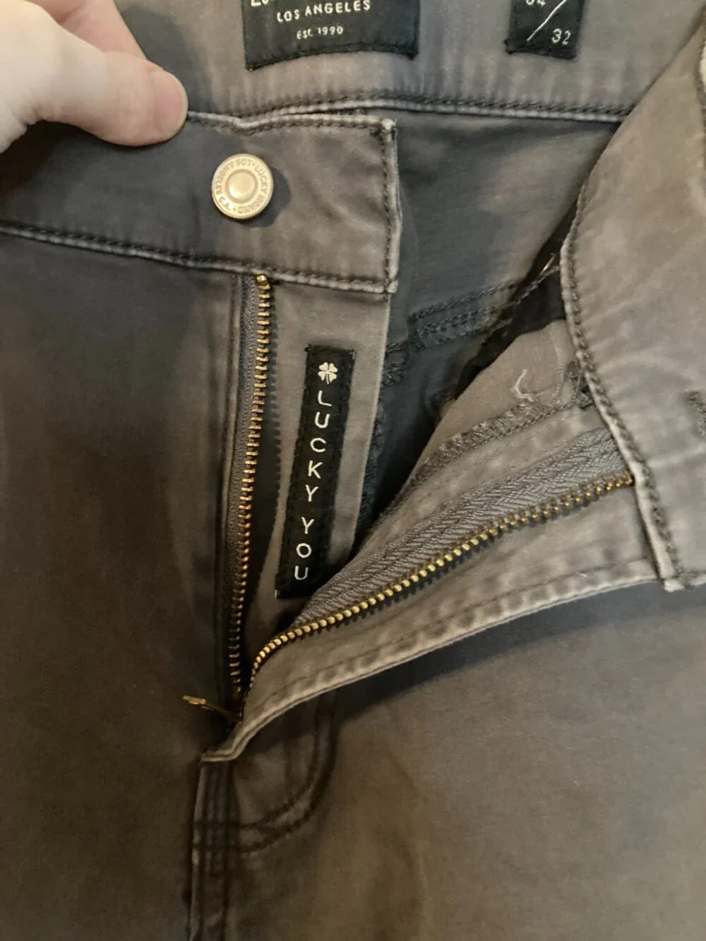 Lucky Brand Men's Gray 